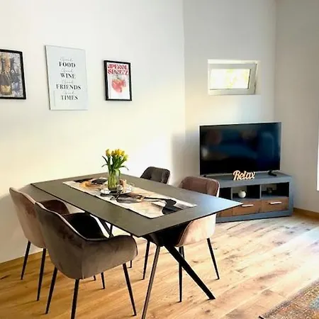Appartamento Zentrales City-apartment Mit Stil Naehe Stadthalle *