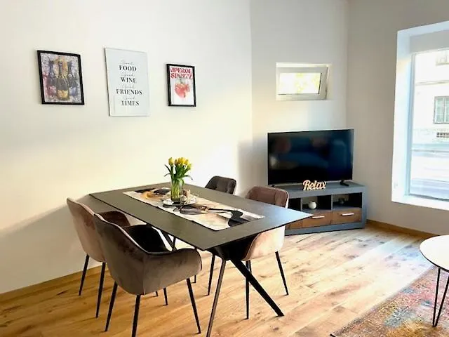 Appartamento Zentrales City-apartment Mit Stil Naehe Stadthalle *